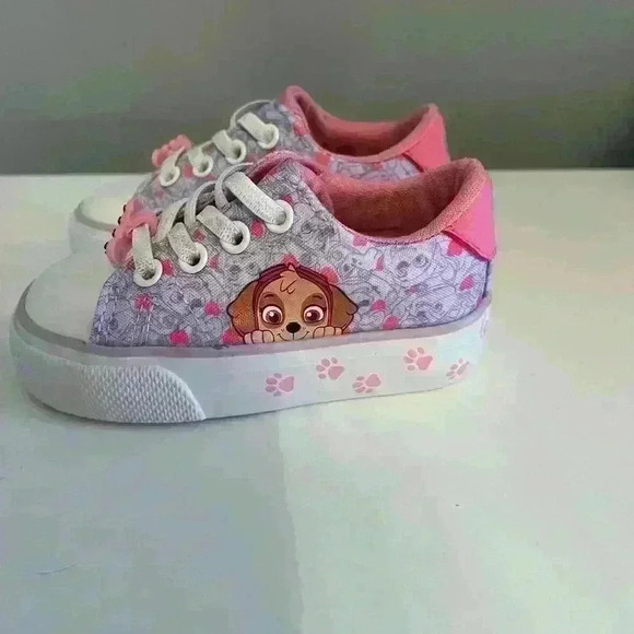 Toddler size 6 tennis shoes - Picture 4 of 5